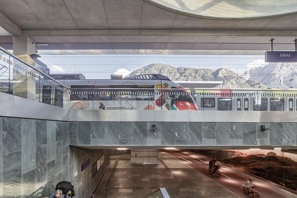 VCÖ-Mobilitätspreis Tirol geht an das Mobilitätszentrum Bahnhof Lienz